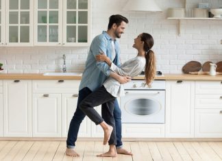 Sfaturi cum sa locuiti impreuna inainte de casatorie