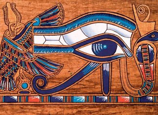 10 blesteme infioratoare ascunse in hieroglife