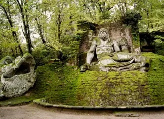 10 fapte suprareale despre Gradina Monstrilor din Italia