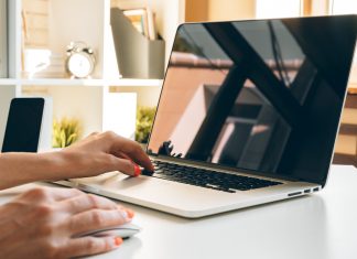 Cel mai bun laptop în 2026. Ghidul complet ca să alegi inteligent (nu doar „cel mai scump”)